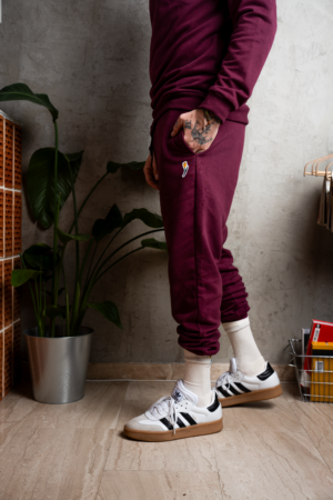 Plush Sweatpants Subtle Logo Rich Burgundy